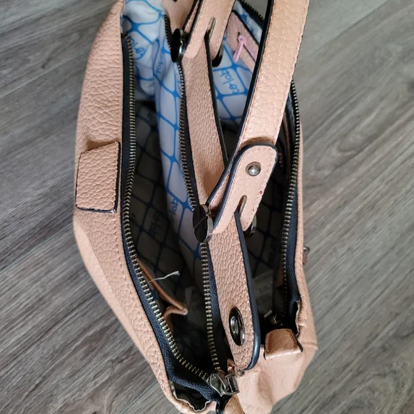 Colab Bag - Picture 4 of 6